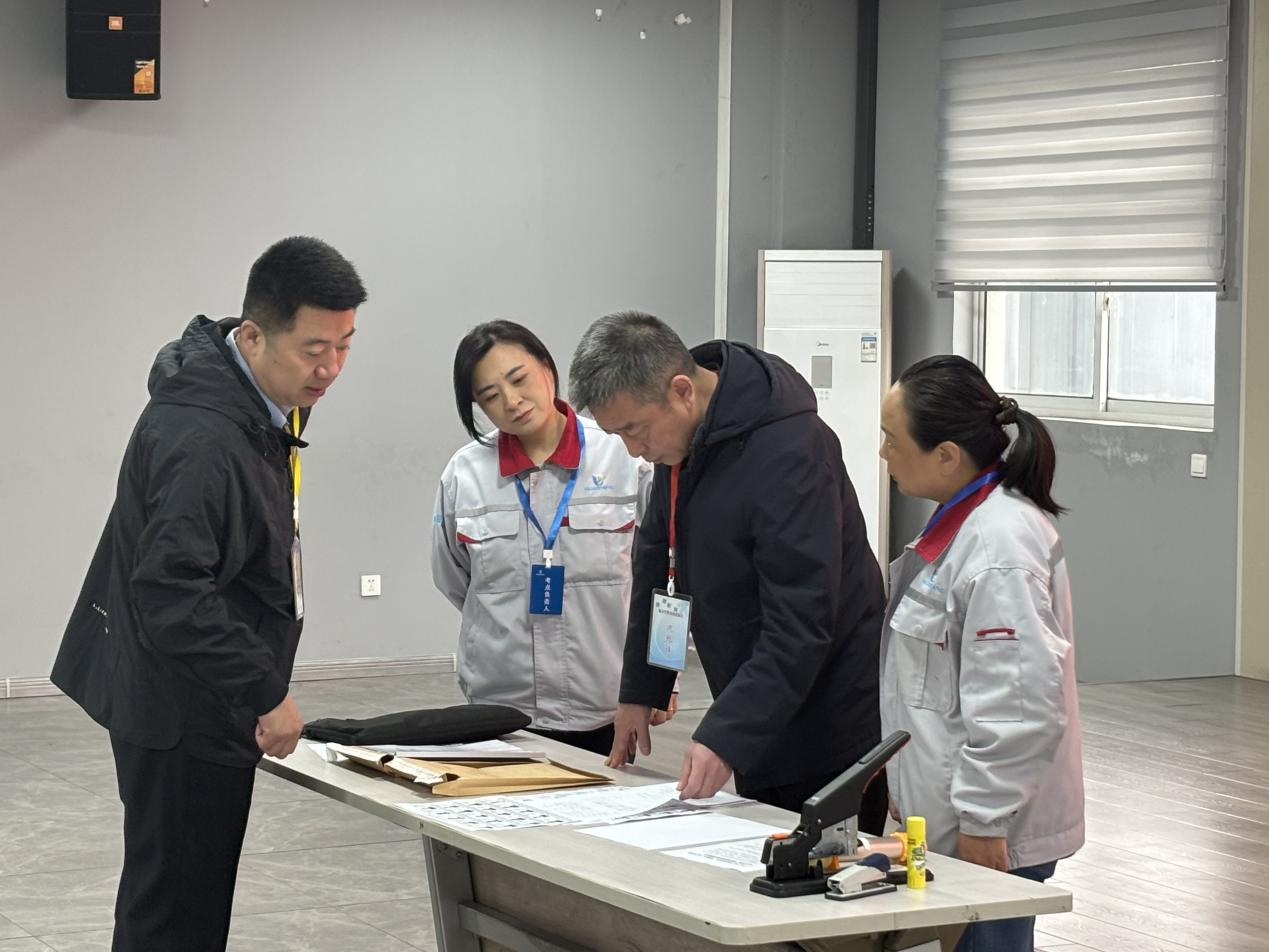 華翔集團成功舉辦2025年度第一批 高級造型工職業(yè)技能等級認定考試